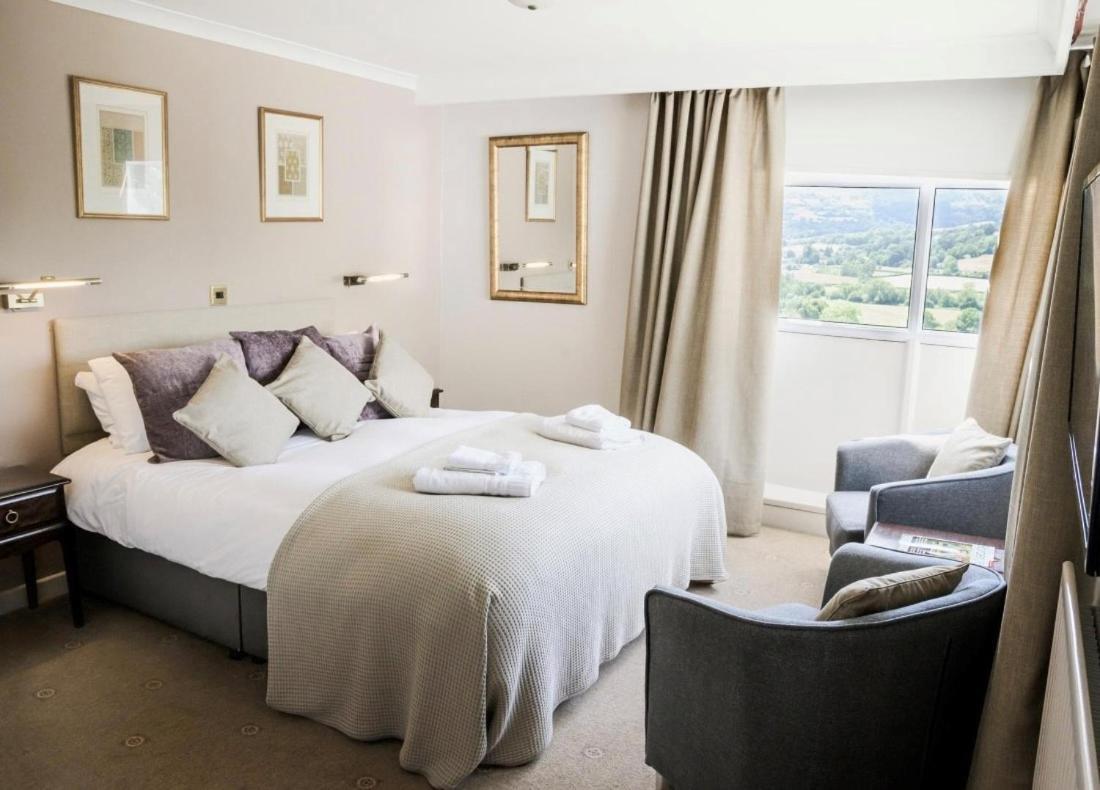 The Manor Hotel Crickhowell Zewnętrze zdjęcie