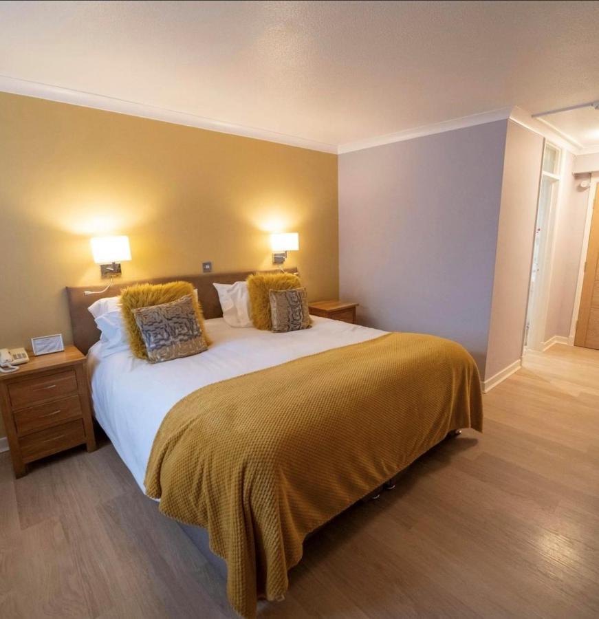 The Manor Hotel Crickhowell Zewnętrze zdjęcie