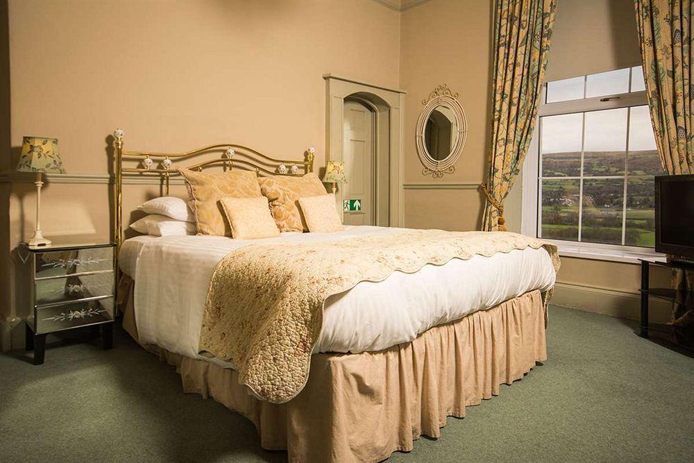 The Manor Hotel Crickhowell Zewnętrze zdjęcie
