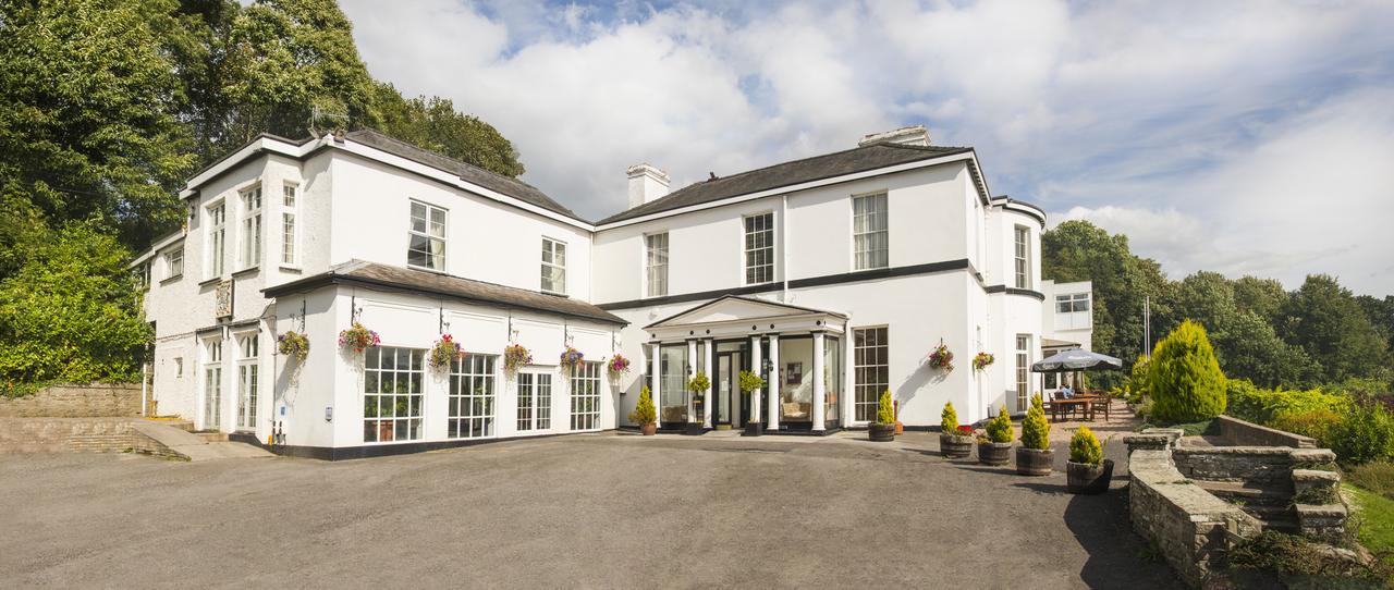 The Manor Hotel Crickhowell Zewnętrze zdjęcie
