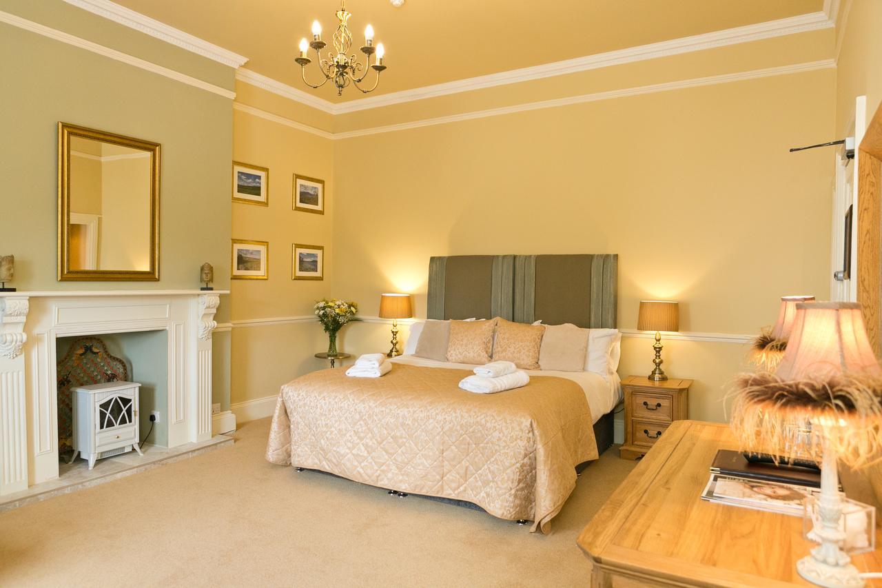 The Manor Hotel Crickhowell Zewnętrze zdjęcie