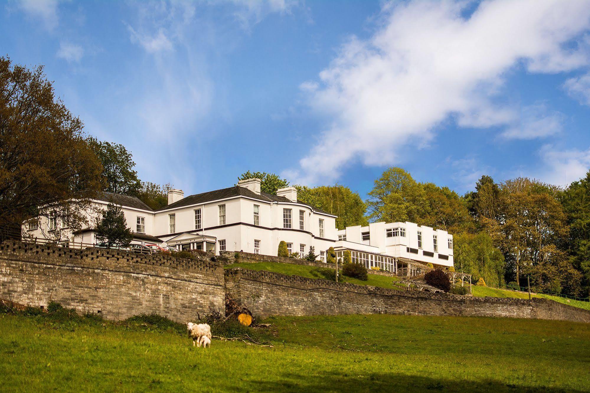 The Manor Hotel Crickhowell Zewnętrze zdjęcie