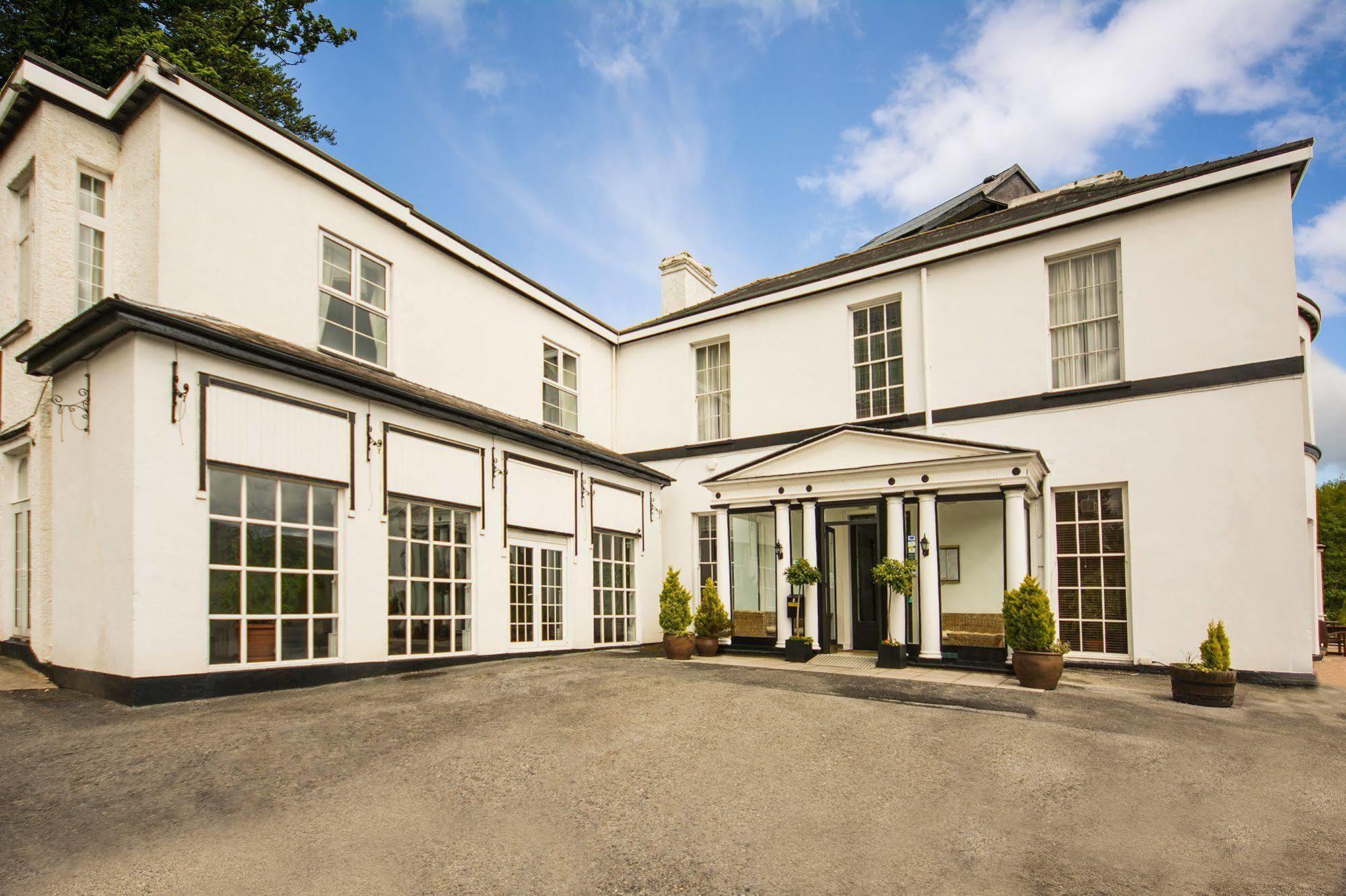 The Manor Hotel Crickhowell Zewnętrze zdjęcie